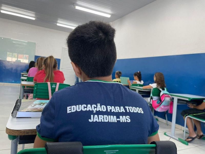 Jardim abre processo seletivo emergencial para contratação de Educador Infantil 