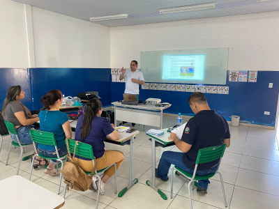 Professores da rede pública de Jardim têm cursos sobre o sistema Aprende Brasil 