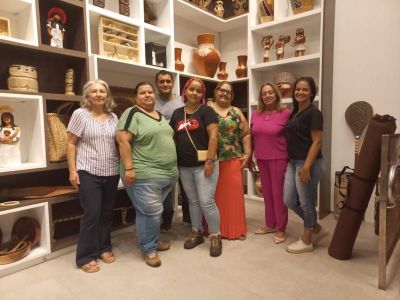 Artesãos de Jardim prestigiam a reinauguração da Casa do Artesão de Campo Grande