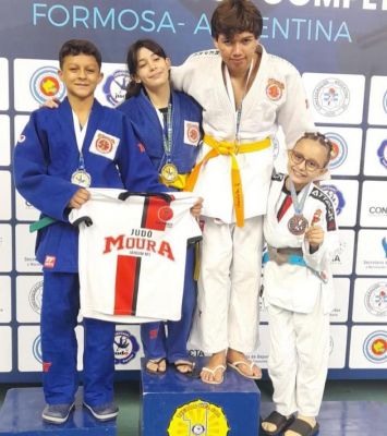 Judocas representam Jardim na Argentina e conquistam medalhas